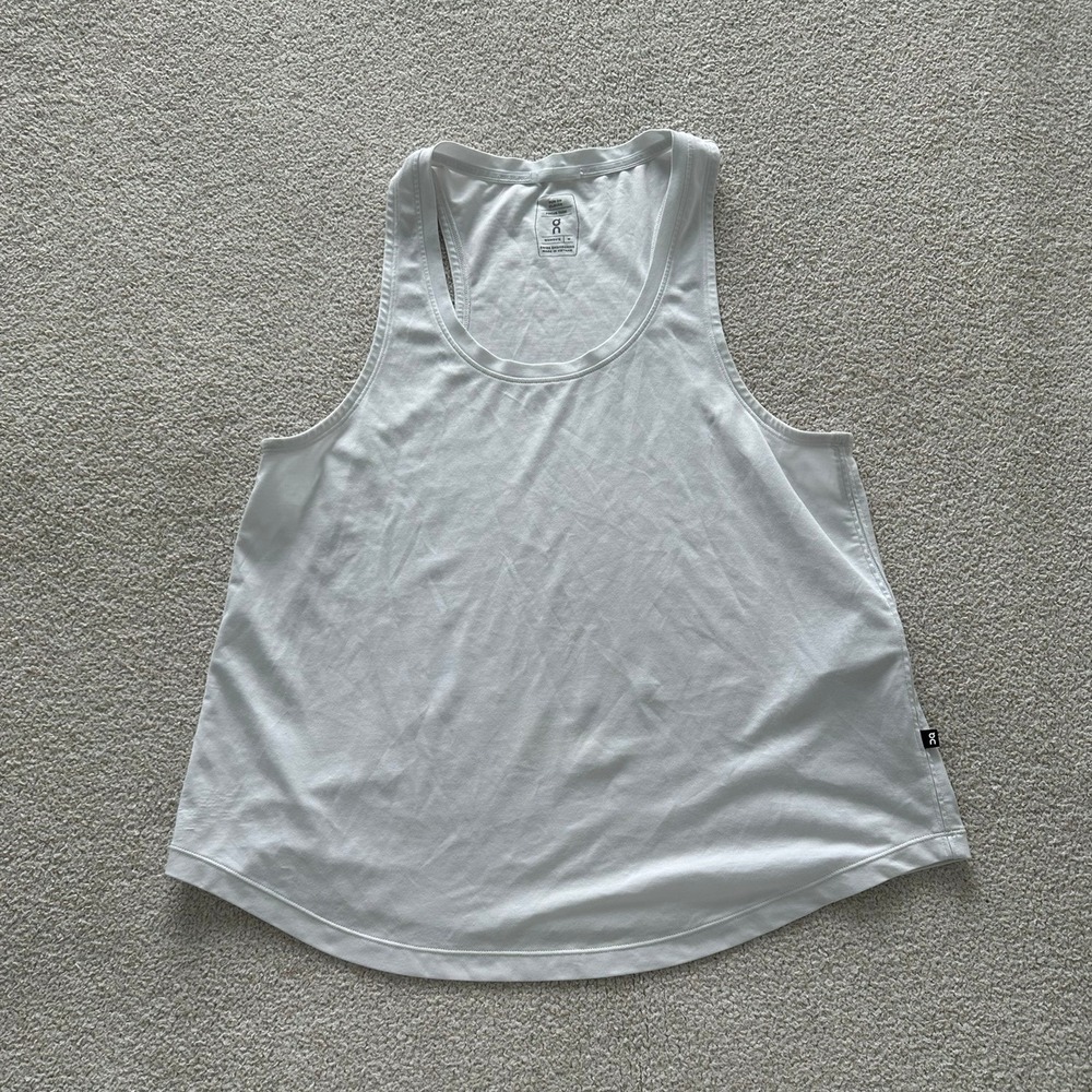 On Women's Focus Tank size Medium in White